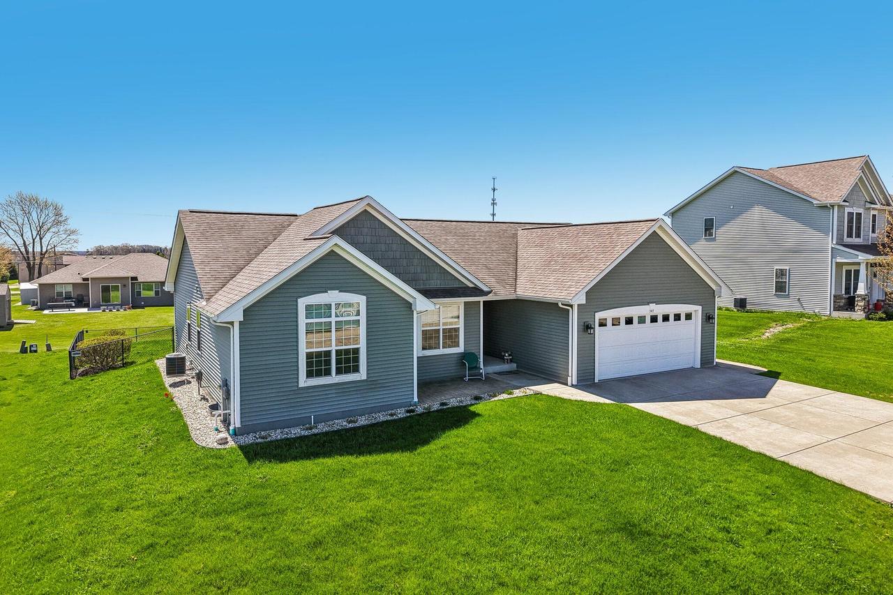 347 Homestead Dr, Twin Lakes, WI 53181