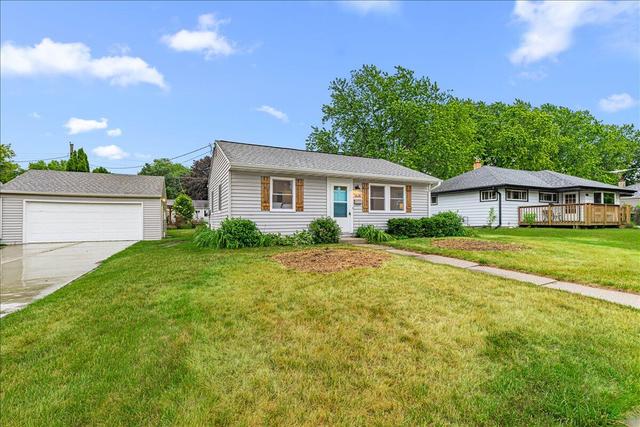 New Homes For Sale This Week That Attend Badger Middle School: June 12th to June 18th