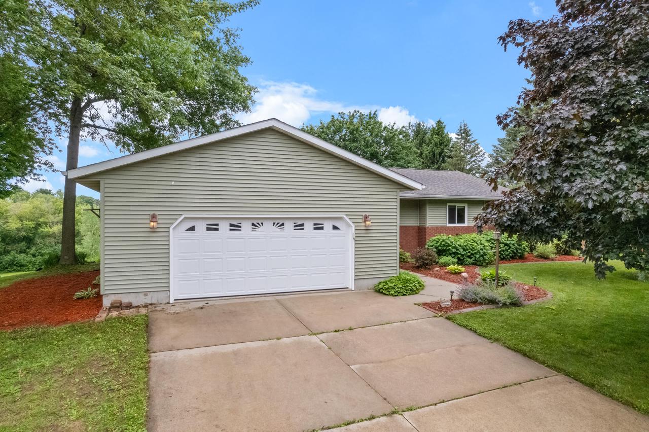 1810 Grumann Dr, Tomah, WI 54660