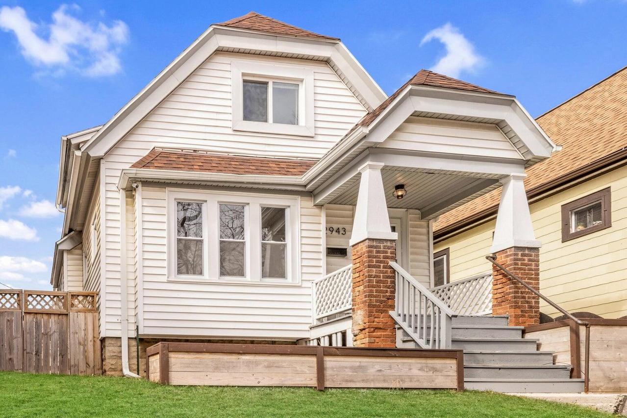 2943 N Weil St., Milwaukee, WI 53212