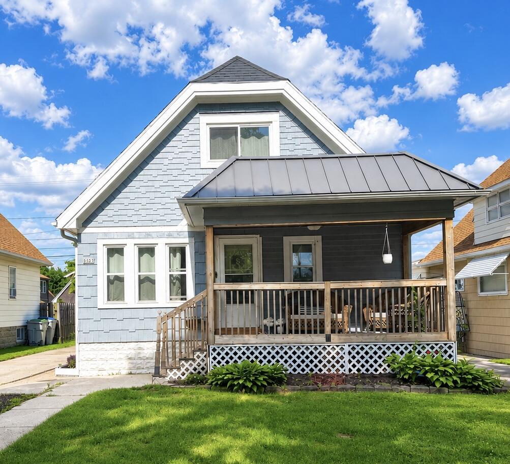 2567 N 59th St, Milwaukee, WI 53210