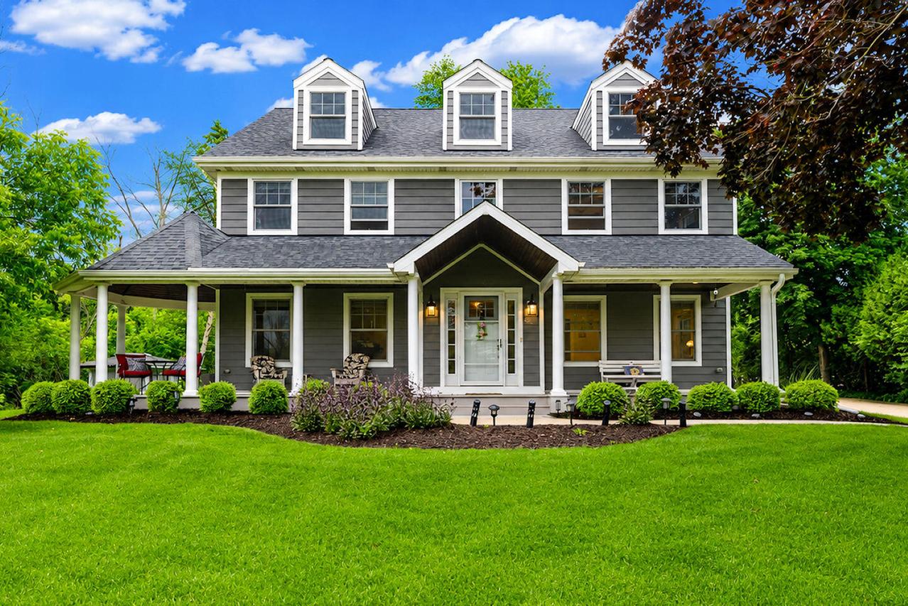 11344 N Lake Shore, Mequon, WI 53092