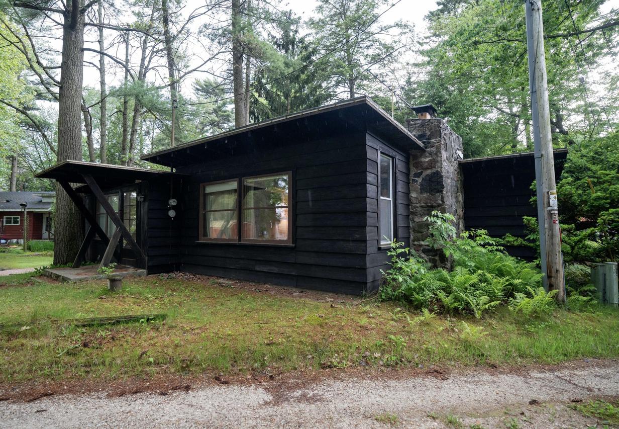 N2220 S Foster Rd, Holland, WI 53070