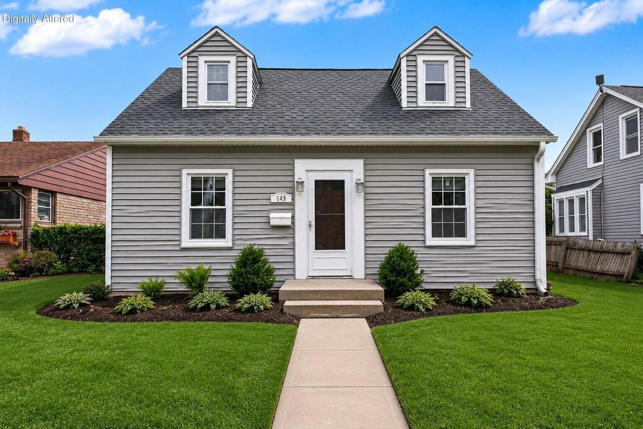 149 W Wabash Ave, Waukesha, WI 53186