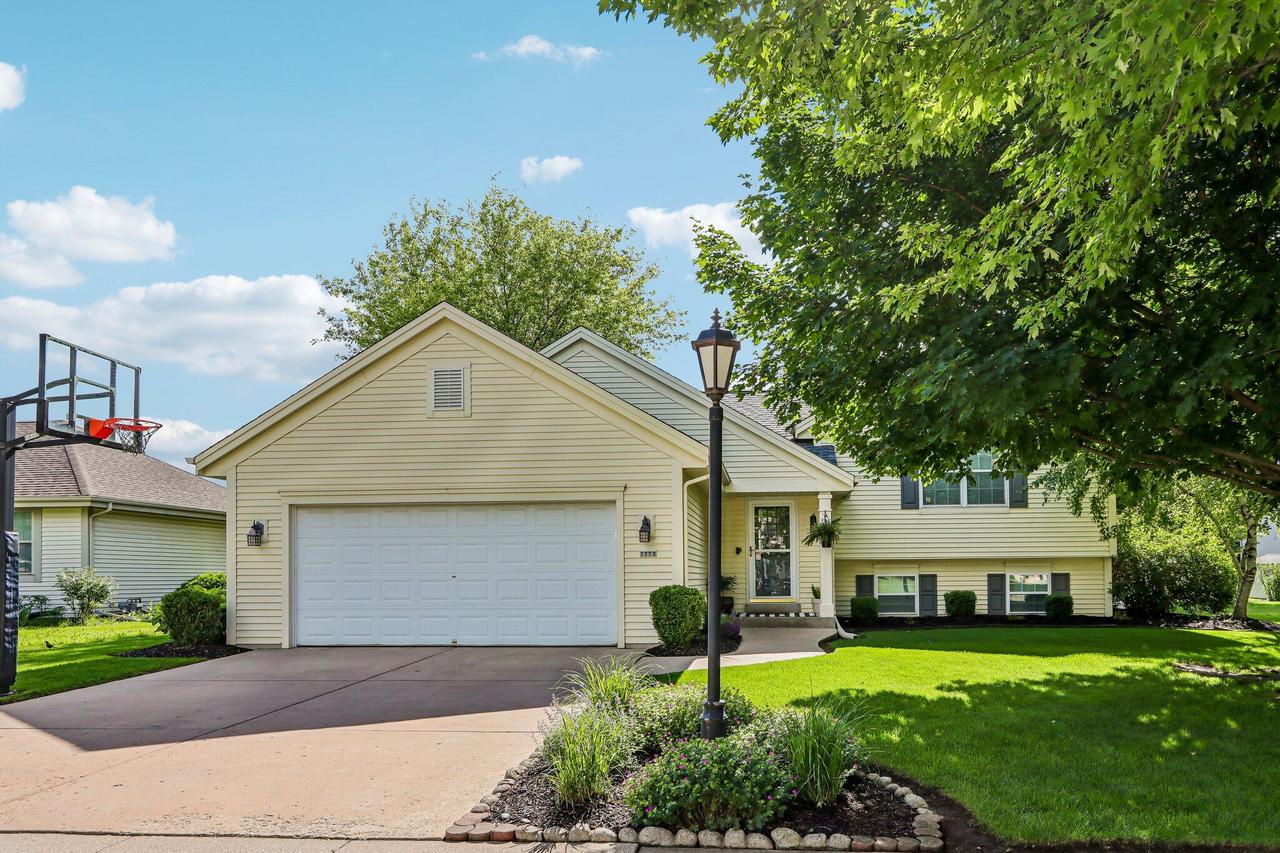 3737 Stillwater Cir, Waukesha, WI 53189
