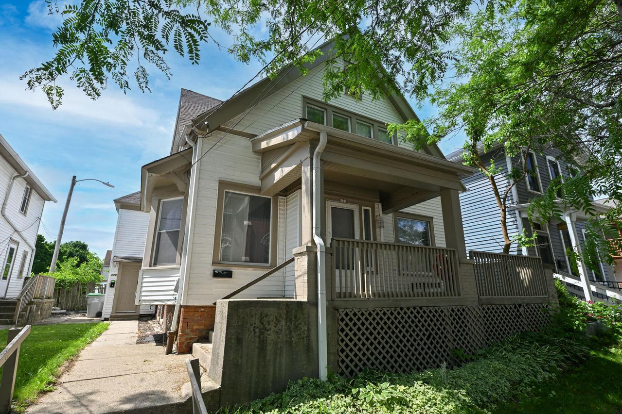 137 E Garfield Ave #139, Milwaukee, WI 53212