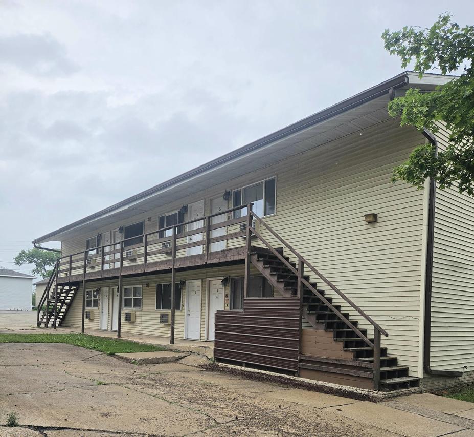425 10th St, La Crosse, WI 54601