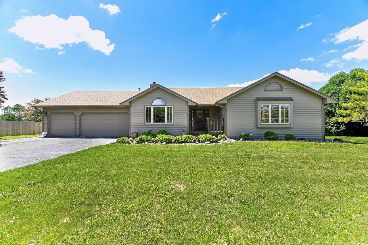 8203 Northwestern Ave, Caledonia, WI 53406