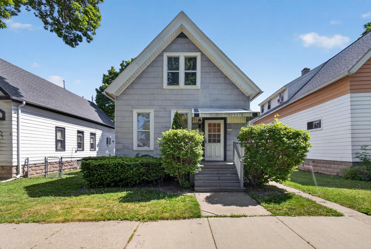 2927 W Lapham St #2927A, Milwaukee, WI 53215