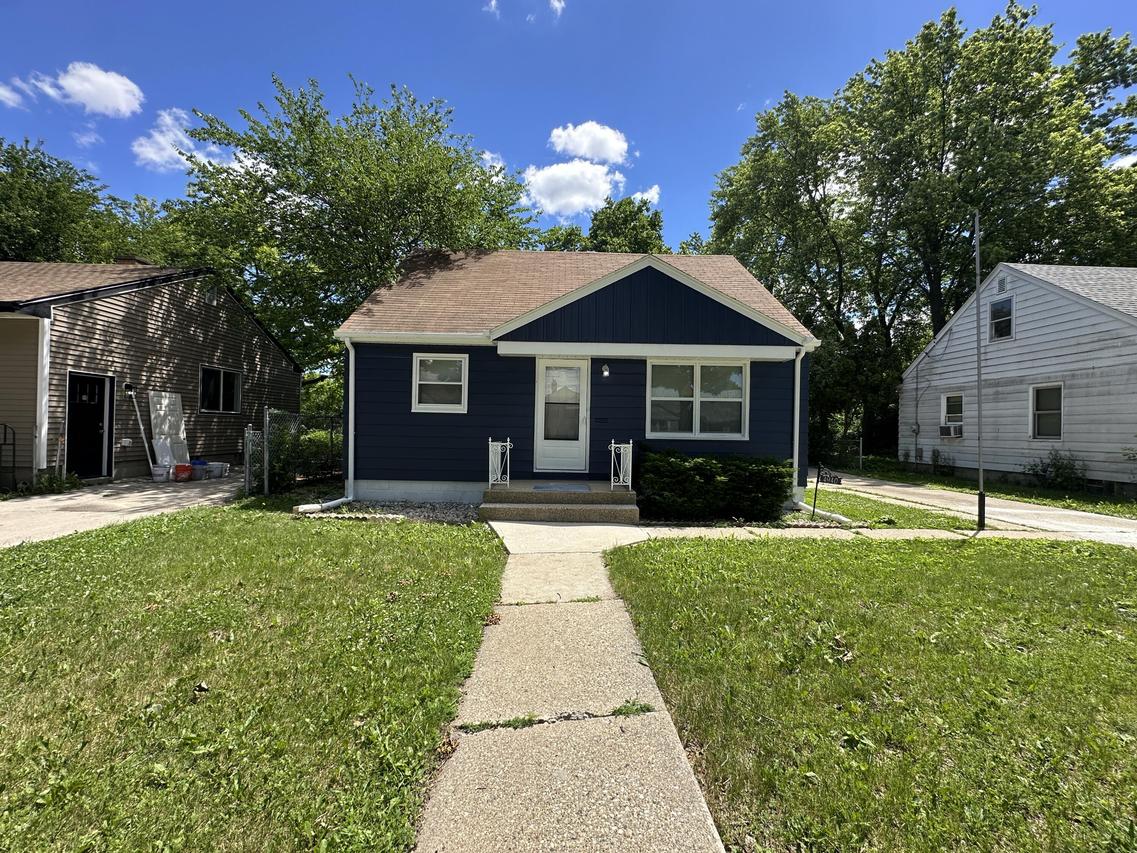 4940 N 64th St, Milwaukee, WI 53218