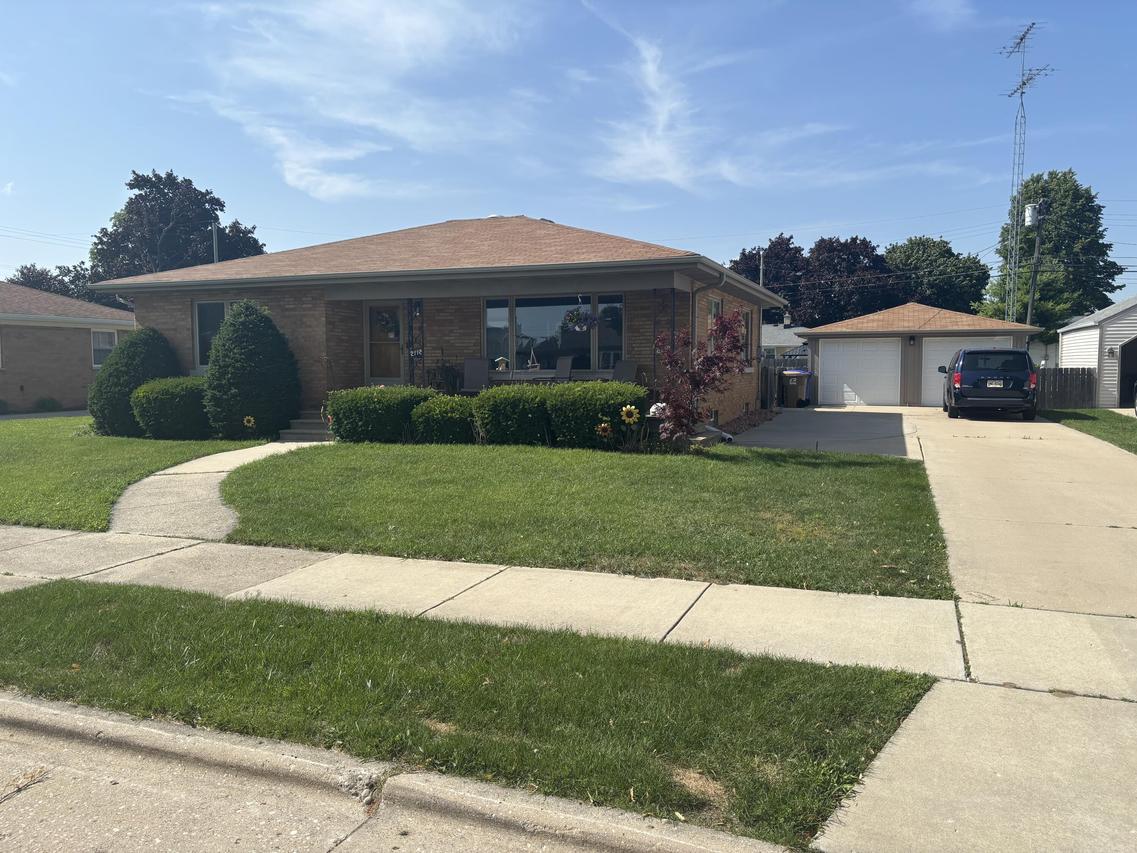 2112 26th St, Kenosha, WI 53140
