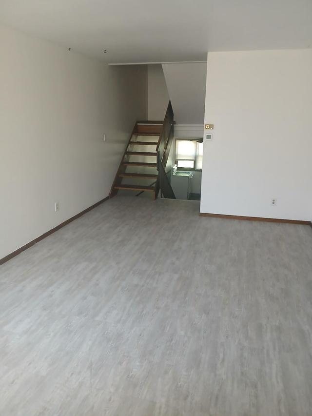 9021 N Swan Rd #E, Milwaukee, WI 53224