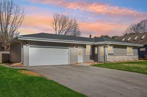 W60N873 Sheboygan Rd, Cedarburg, WI 53012