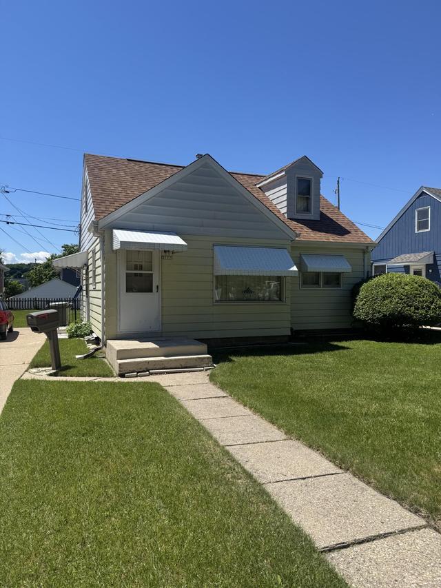 3777 S 24th St, Milwaukee, WI 53221