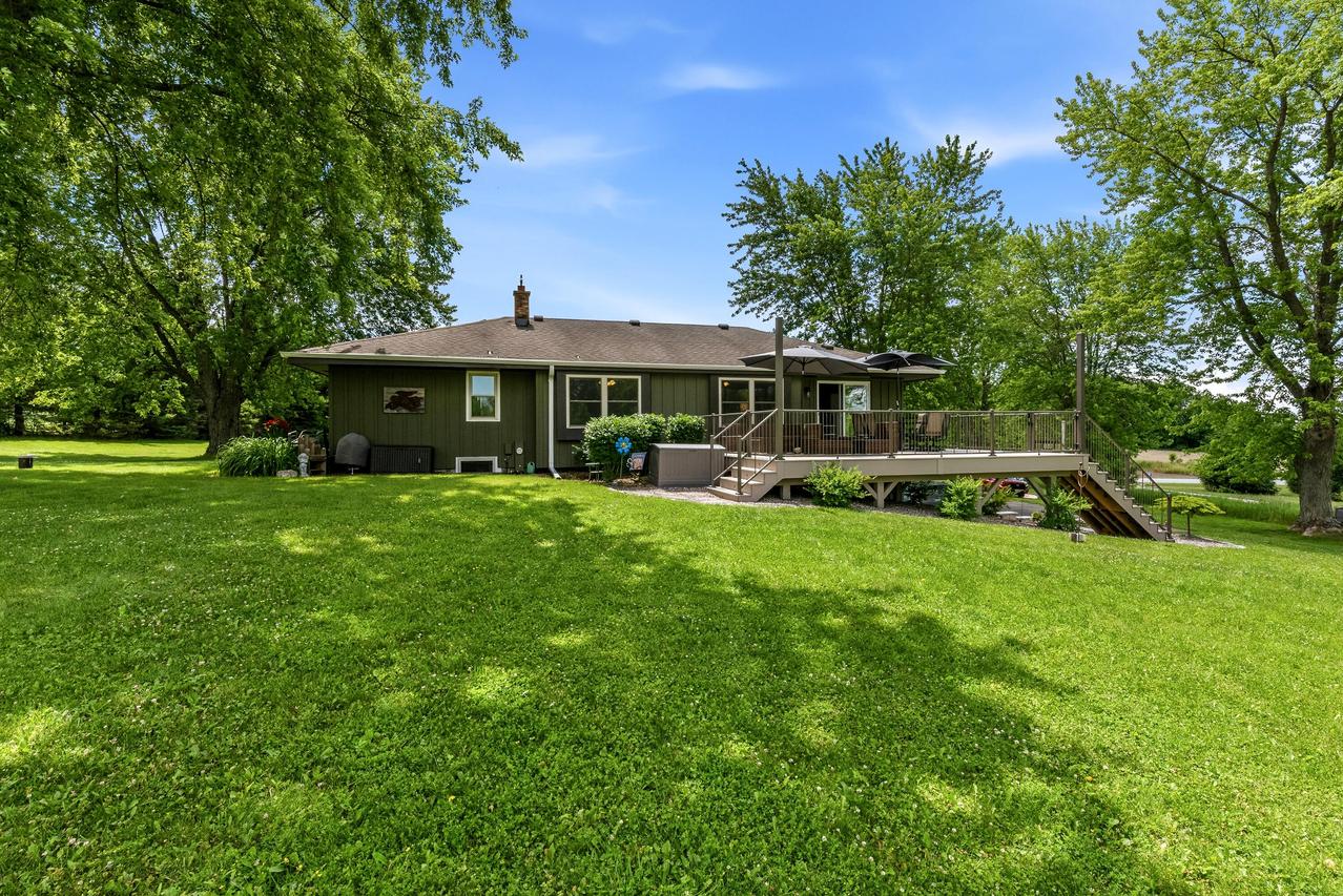 W646 W Townline Rd, Ashippun, WI 53066
