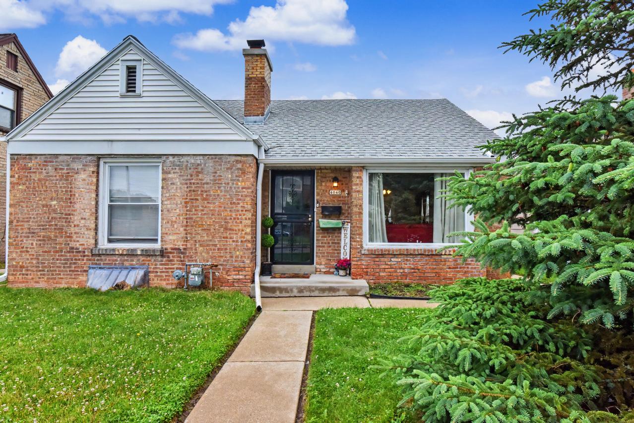 4040 N 49th St, Milwaukee, WI 53216