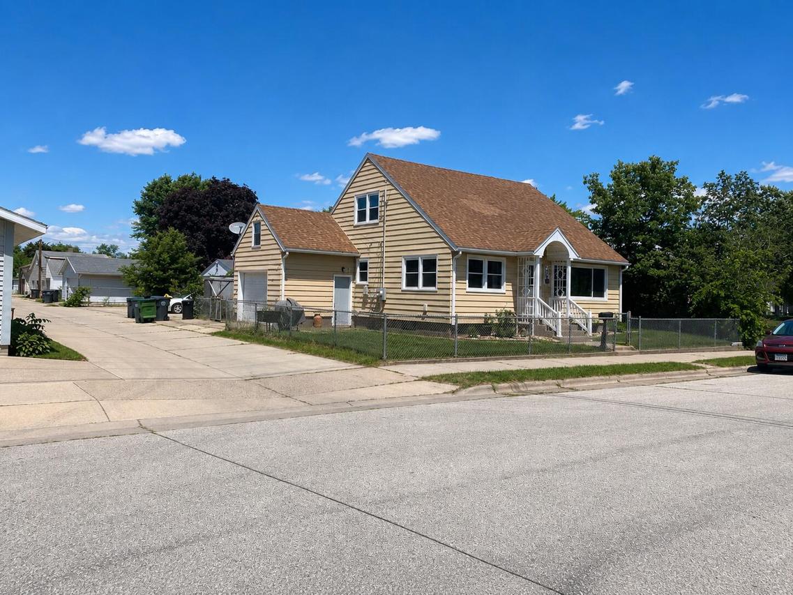 1319 Rublee St, La Crosse, WI 54603