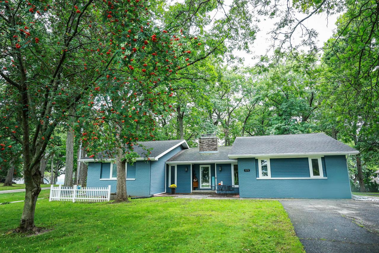 575 Illinois Ave, Green Lake, WI 54941