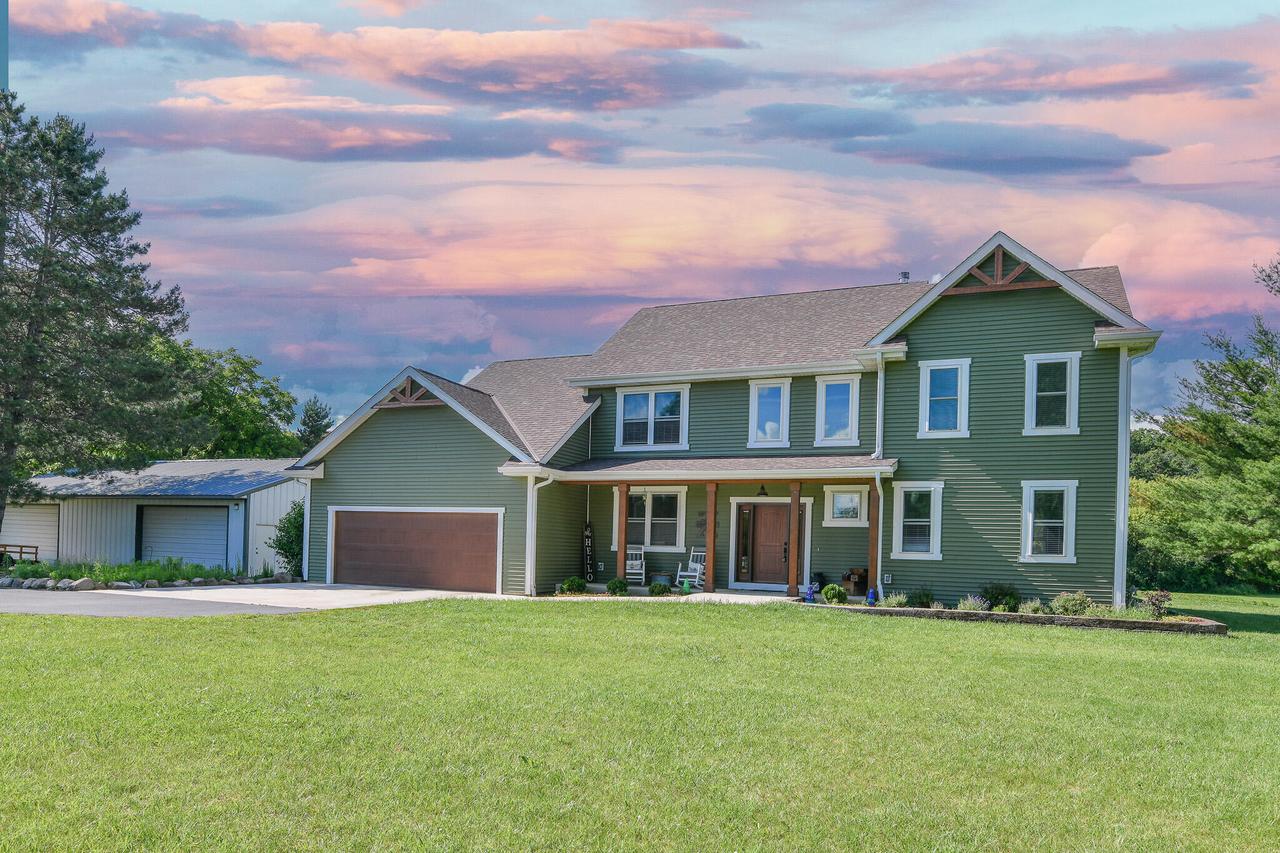 27100 60th St, Brighton, WI 53168