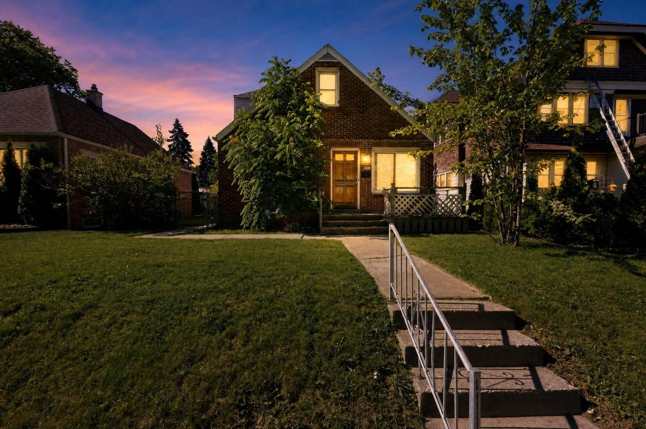6431 W Girard Ave, Milwaukee, WI 53210