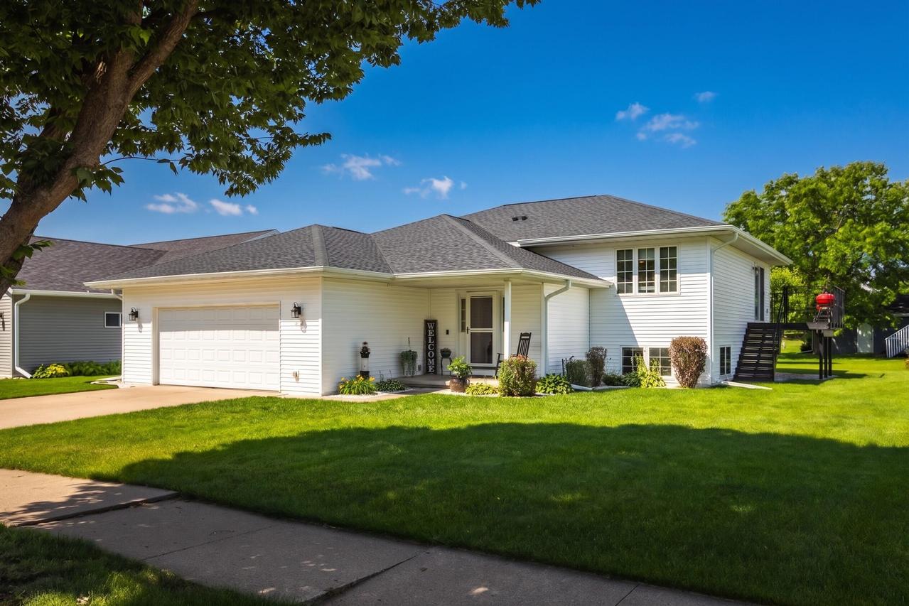 4150 Verchota St, La Crosse, WI 54601
