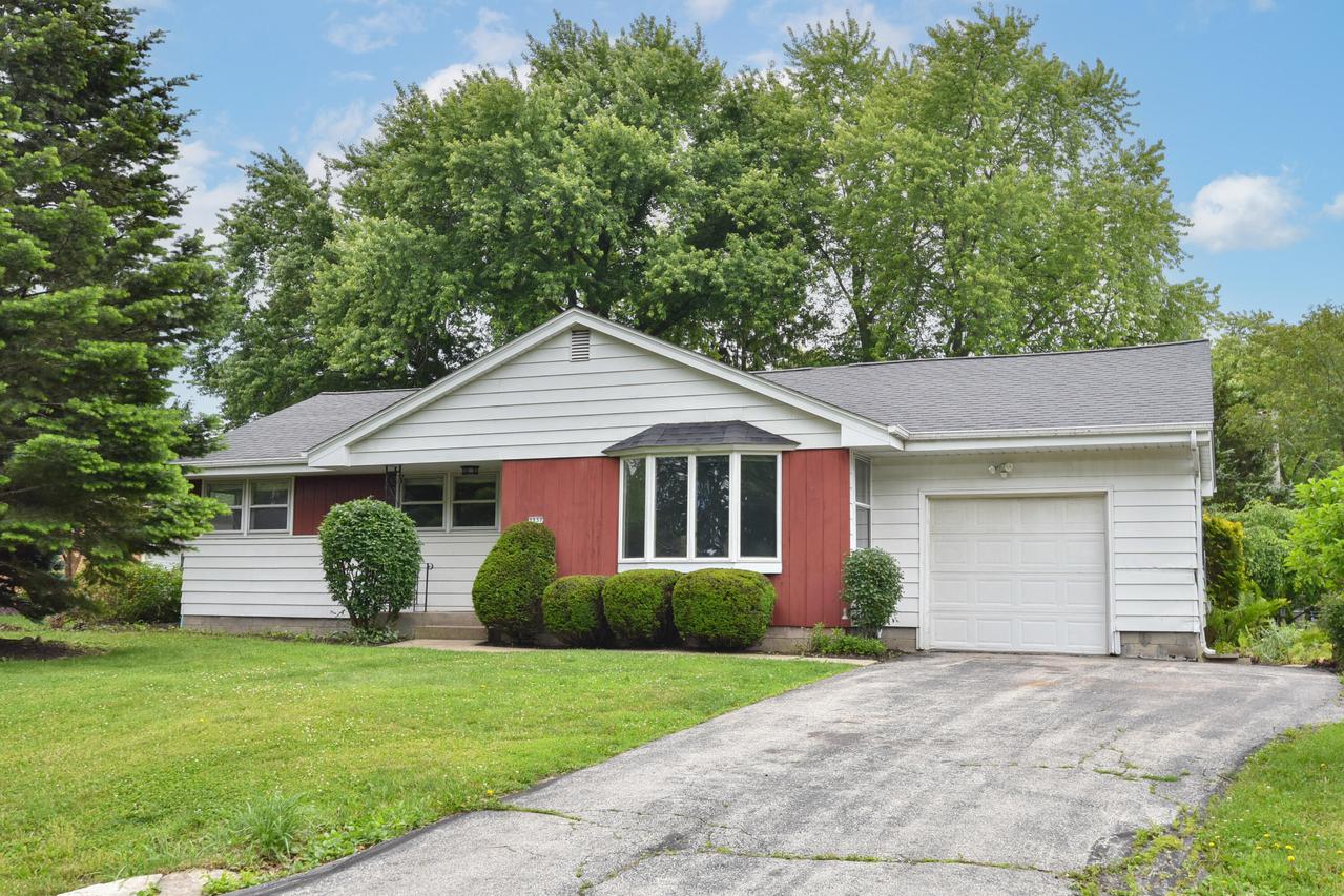 7737 N 49th St, Brown Deer, WI 53223