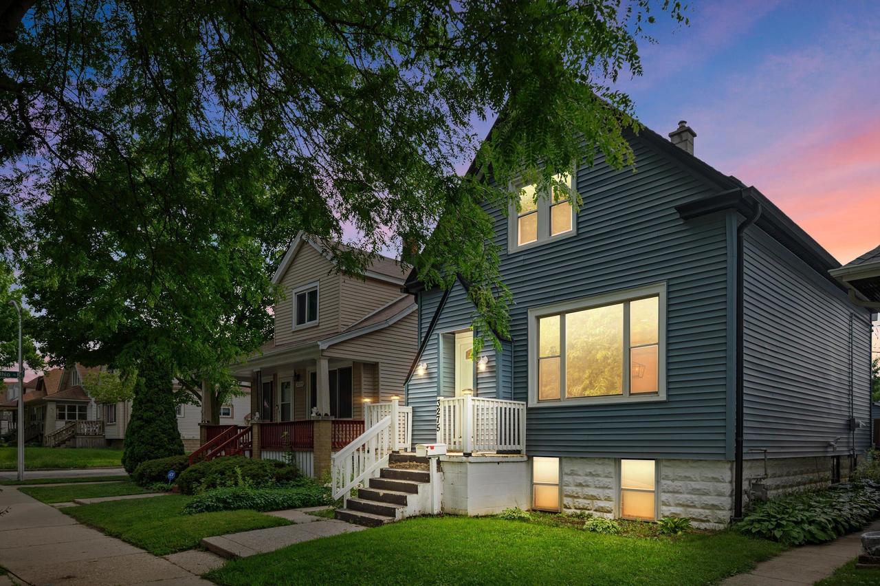 3275 S 15th St, Milwaukee, WI 53215