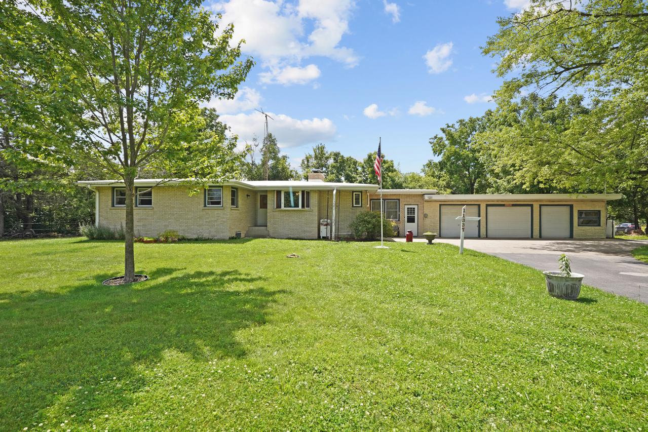 11337 Wilmot Rd, Pleasant Prairie, WI 53158