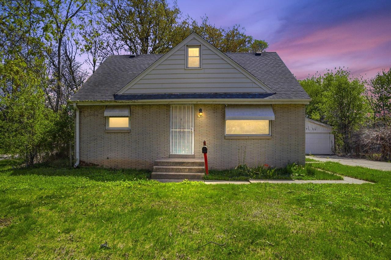 6706 N 54th St, Milwaukee, WI 53223
