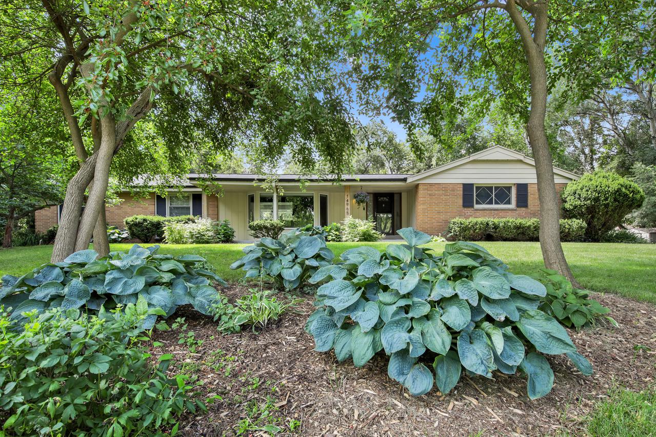 14965 W North Ave, Brookfield, WI 53005
