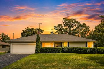 Homes Just Sold That Attend Clarendon Avenue Elementary School: September 1st to September 7th