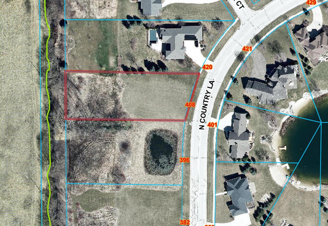 408 N Country Ln, Fond Du Lac, WI 54935