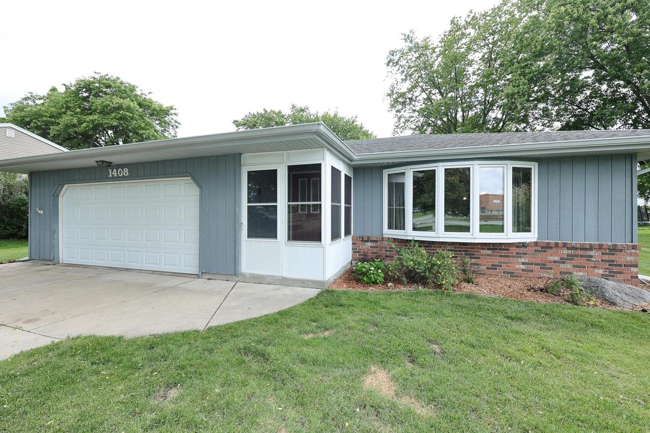 1408 S Emmertsen Rd, Mount Pleasant, WI 53406