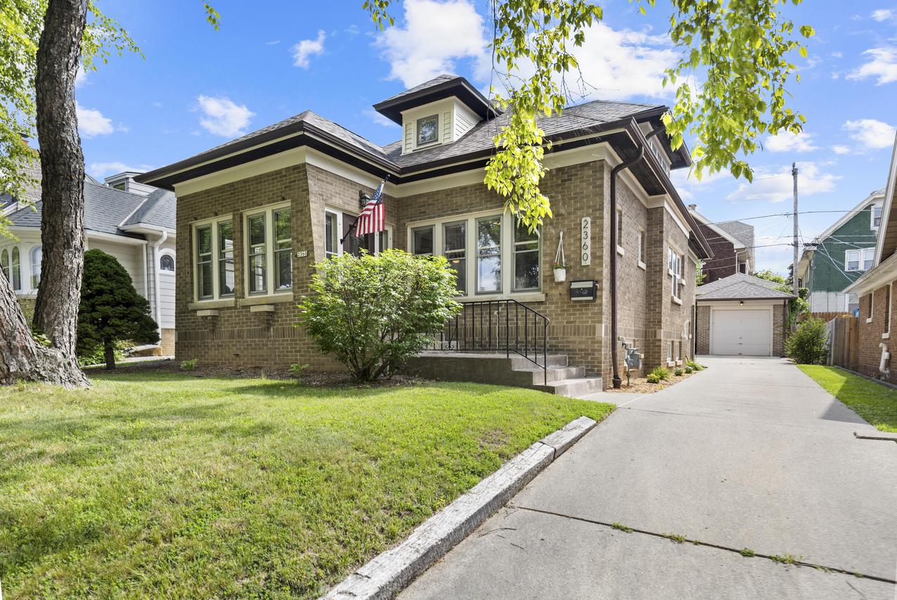 2360 N 60th St, Milwaukee, WI 53210