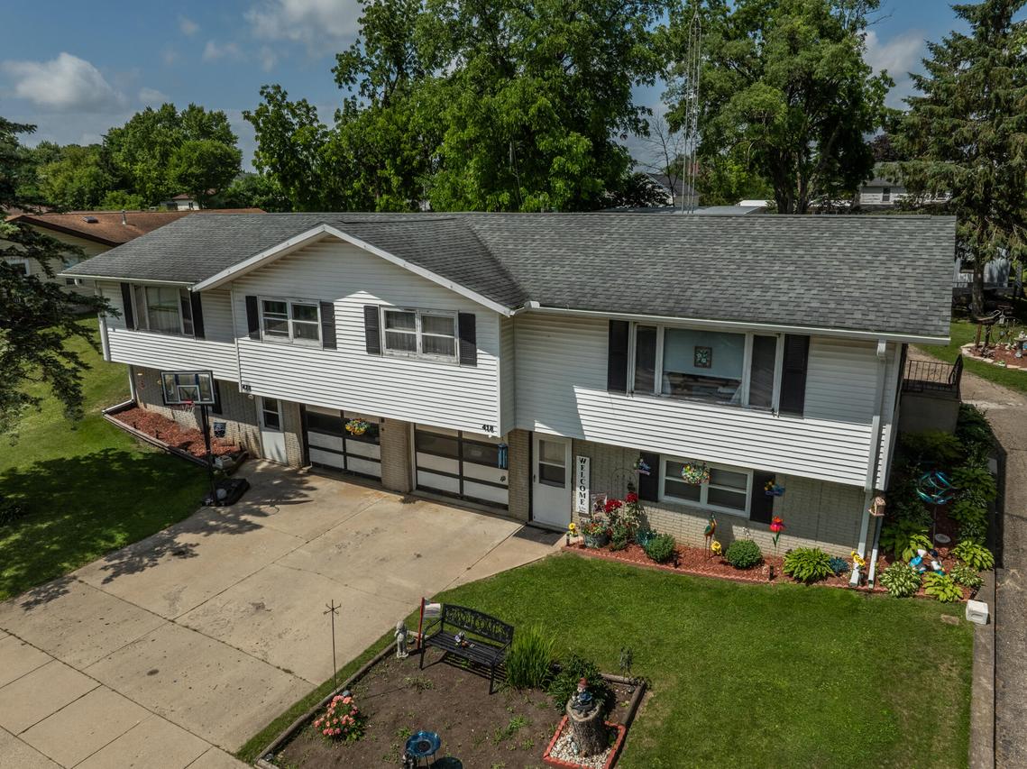 418 Hamilton Pl #420, Horicon, WI 53032