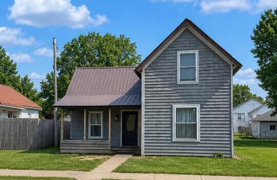 930 High Ave, Hillsboro, WI 54634