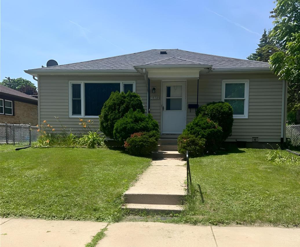 3438 9th Ave, Racine, WI 53402