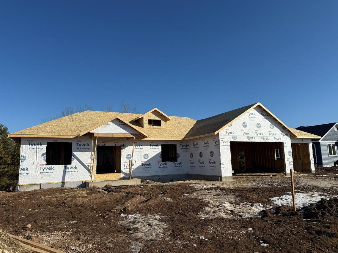 156 Wild Goose Ln, Sheboygan Falls, WI 53085