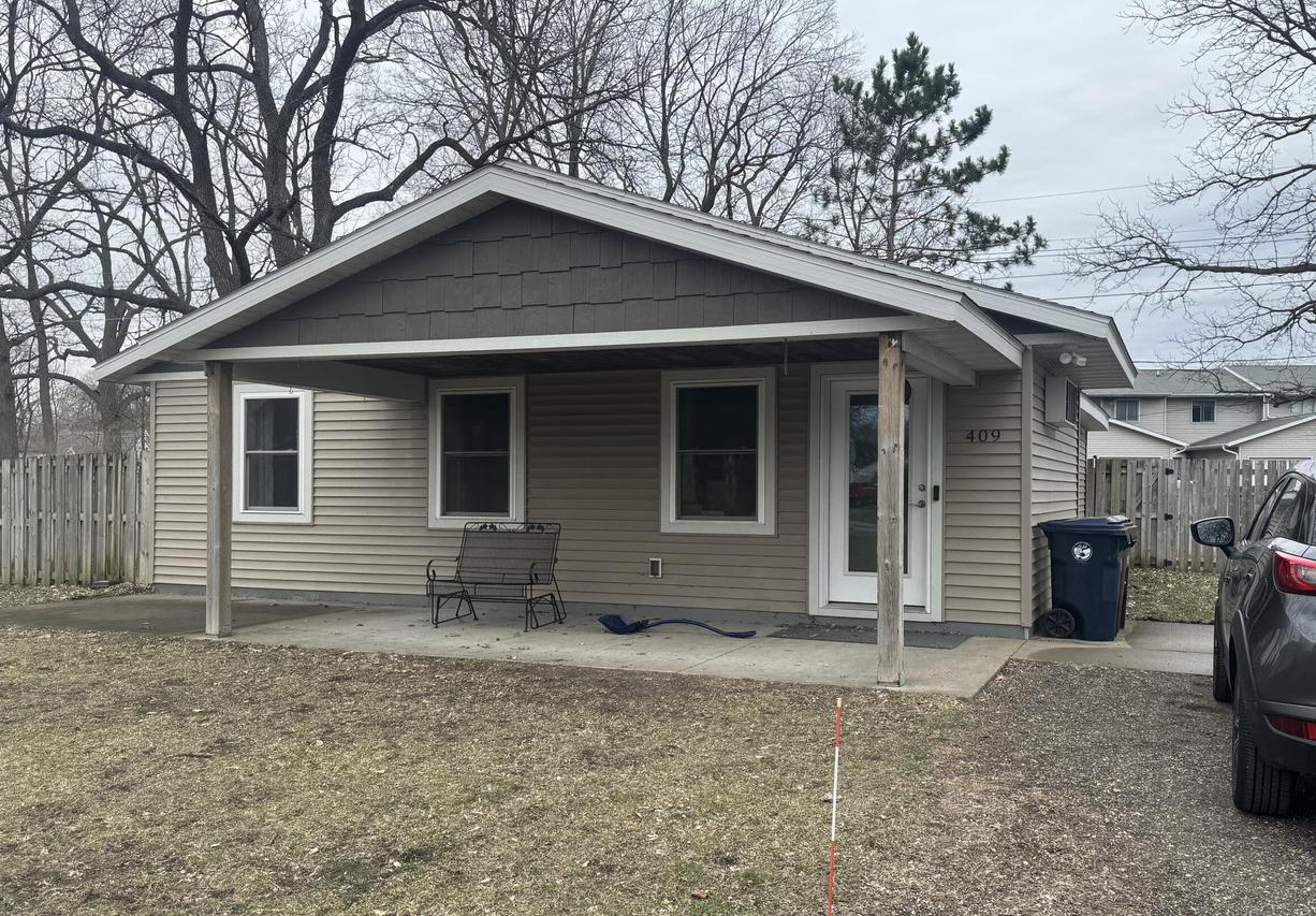 409 5th Ave, Onalaska, WI 54650