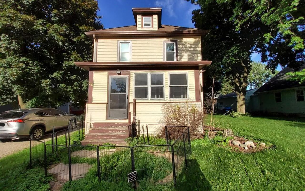 315 N Lockin St, Brandon, WI 53919
