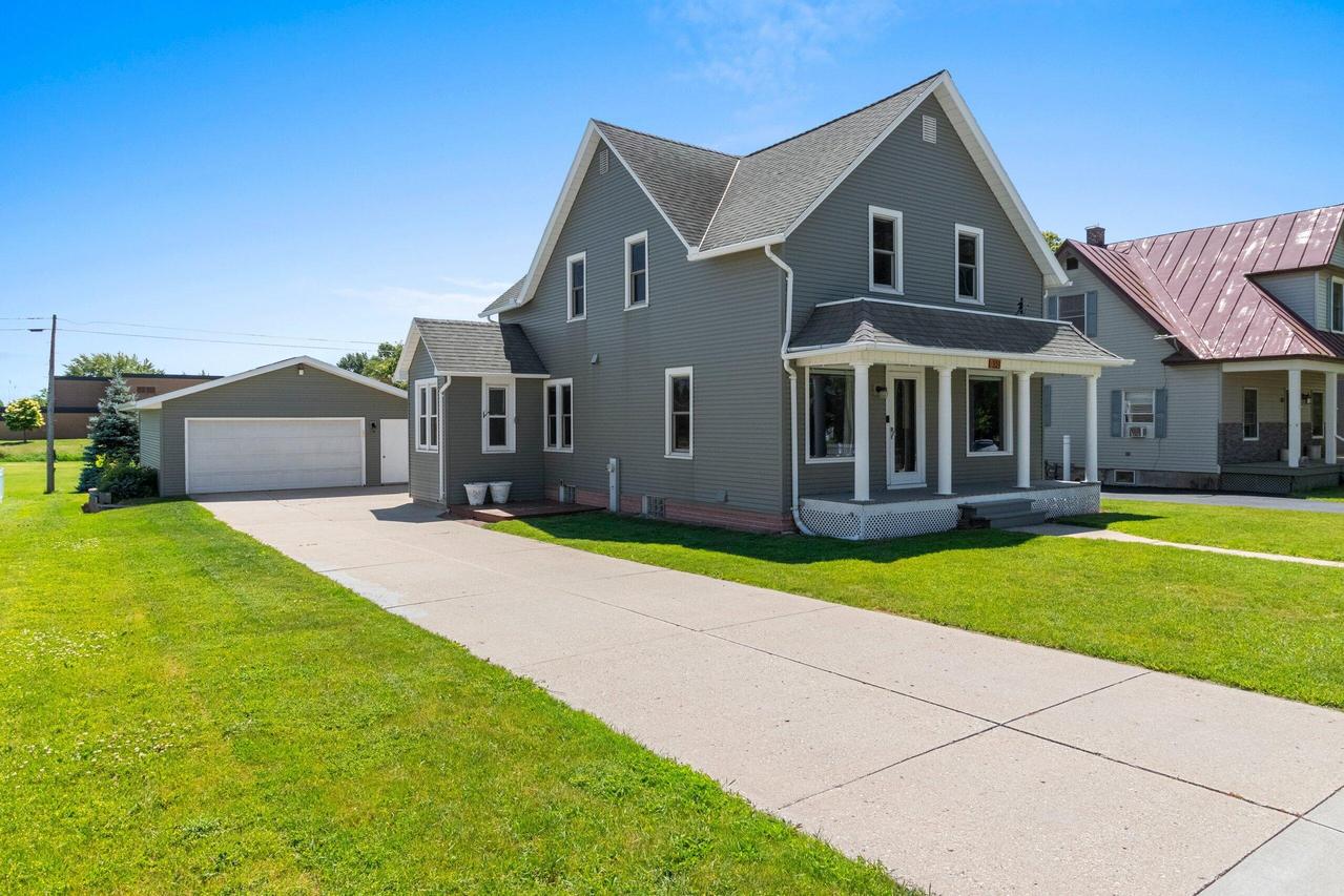 329 Mill St, Reedsville, WI 54230