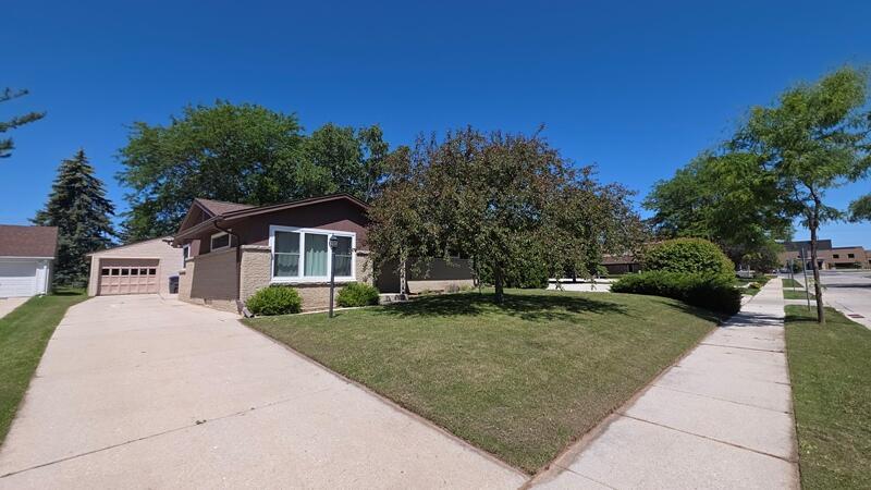 1416 N 31st St, Sheboygan, WI 53081