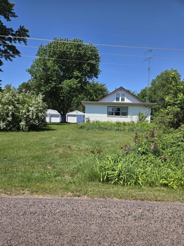 7177 8th Ave, Clearfield, WI 53950