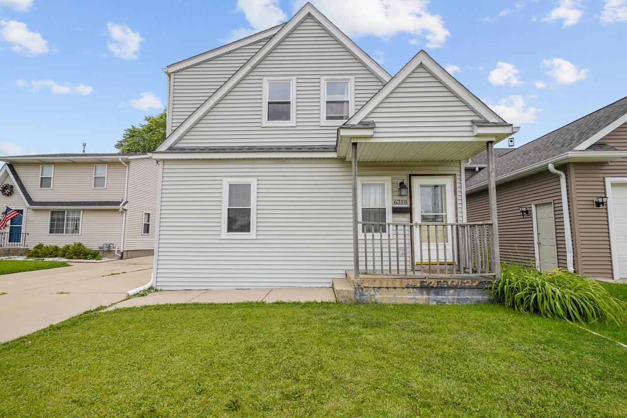 6318 51st Ave, Kenosha, WI 53142