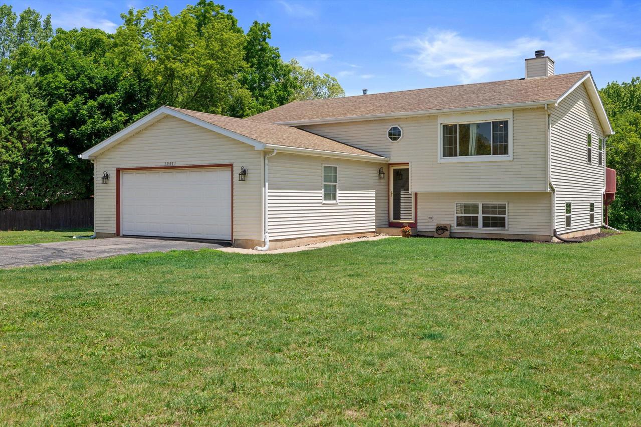 10011 Sheridan Rd, Pleasant Prairie, WI 53158
