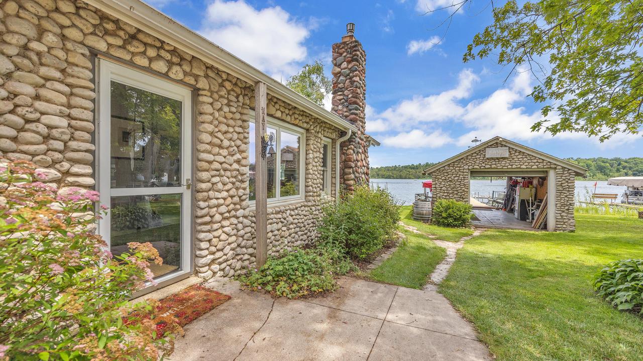 N3709 State Road 67 -, Osceola, WI 53010