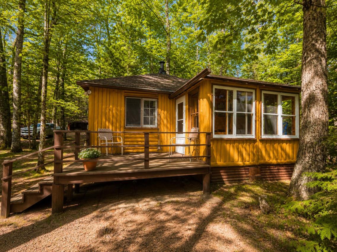 1250 Hutts Ct, Saint Germain, WI 54558
