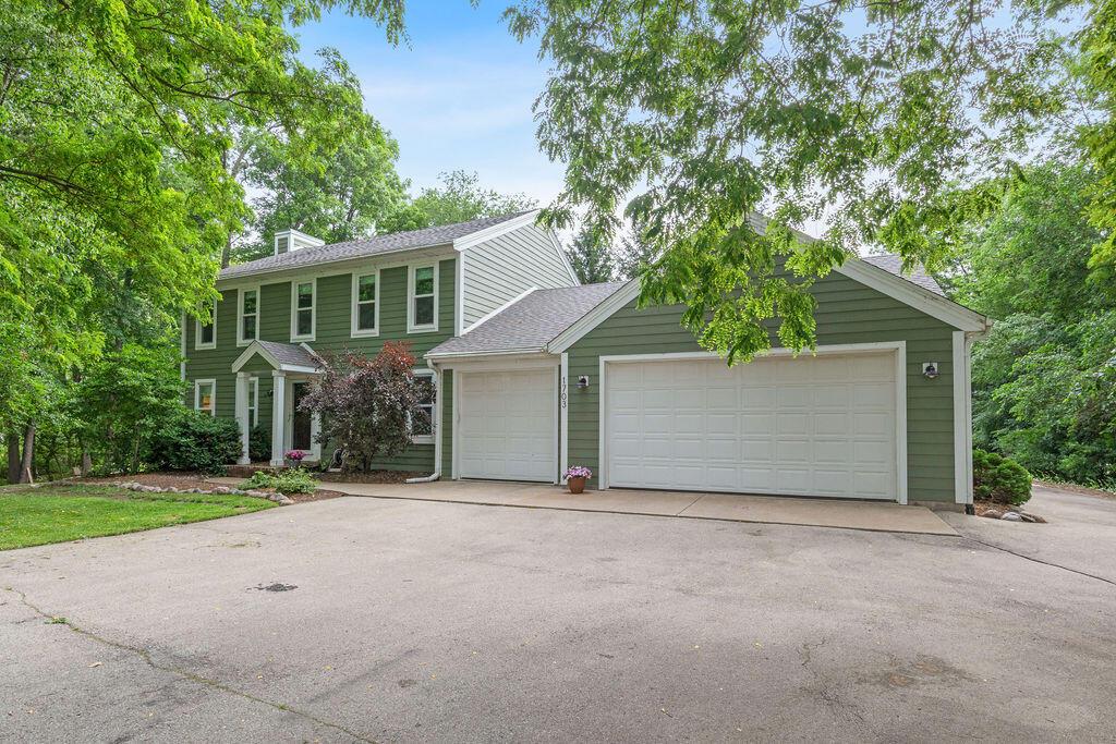1703 Bark River, Delafield, WI 53029