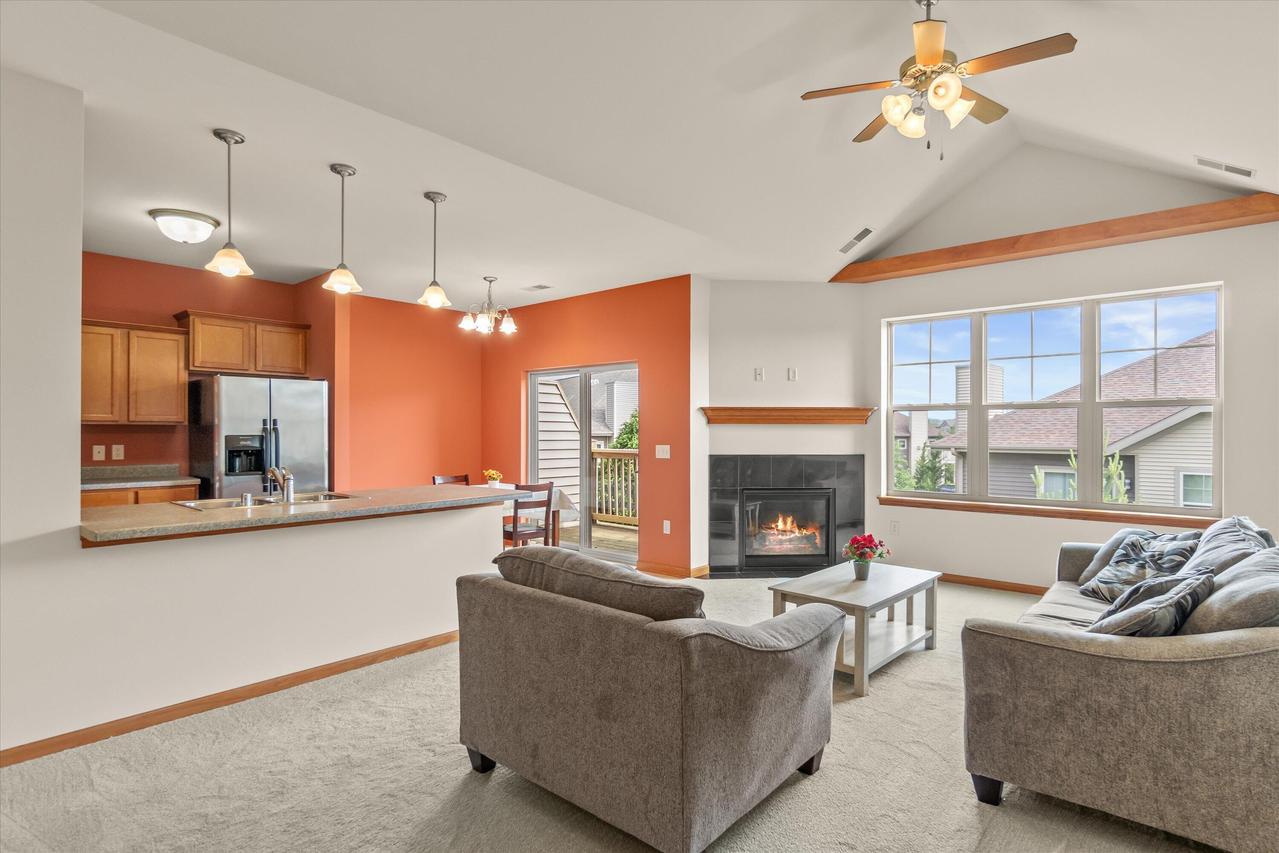 1765 New Port Vista, Port Washington, WI 53024