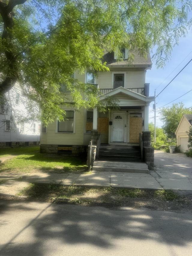 1113 W Ring St #1115, Milwaukee, WI 53206
